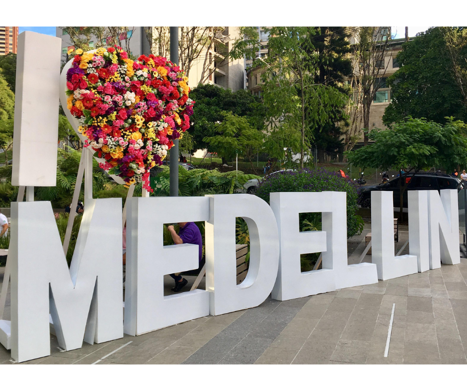 ¿Qué barrios son recomendables para vivir en Medellín en 2026? diseño sin título (16)